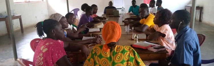 Equipas de tradução oral